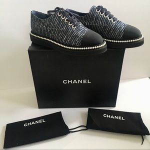 NWT-CHANEL- SNEAKERS